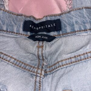 Aeropostale Blue Boyfriend Jeans with Classic Denim Style